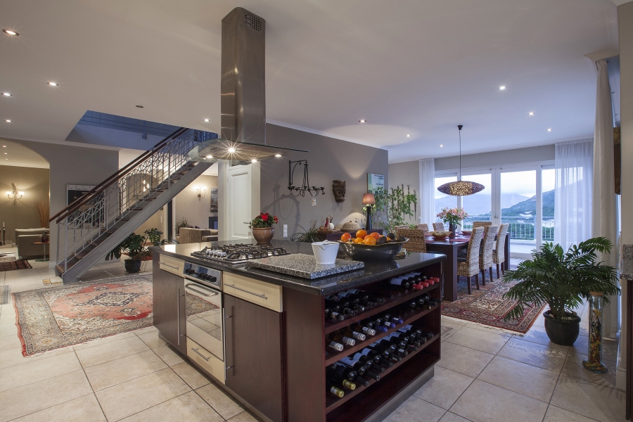 4 Bedroom Property for Sale in Kronenzicht Western Cape